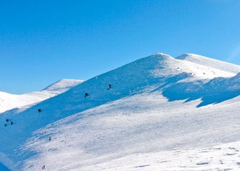 Estas son las estaciones españolas donde esquiar barato