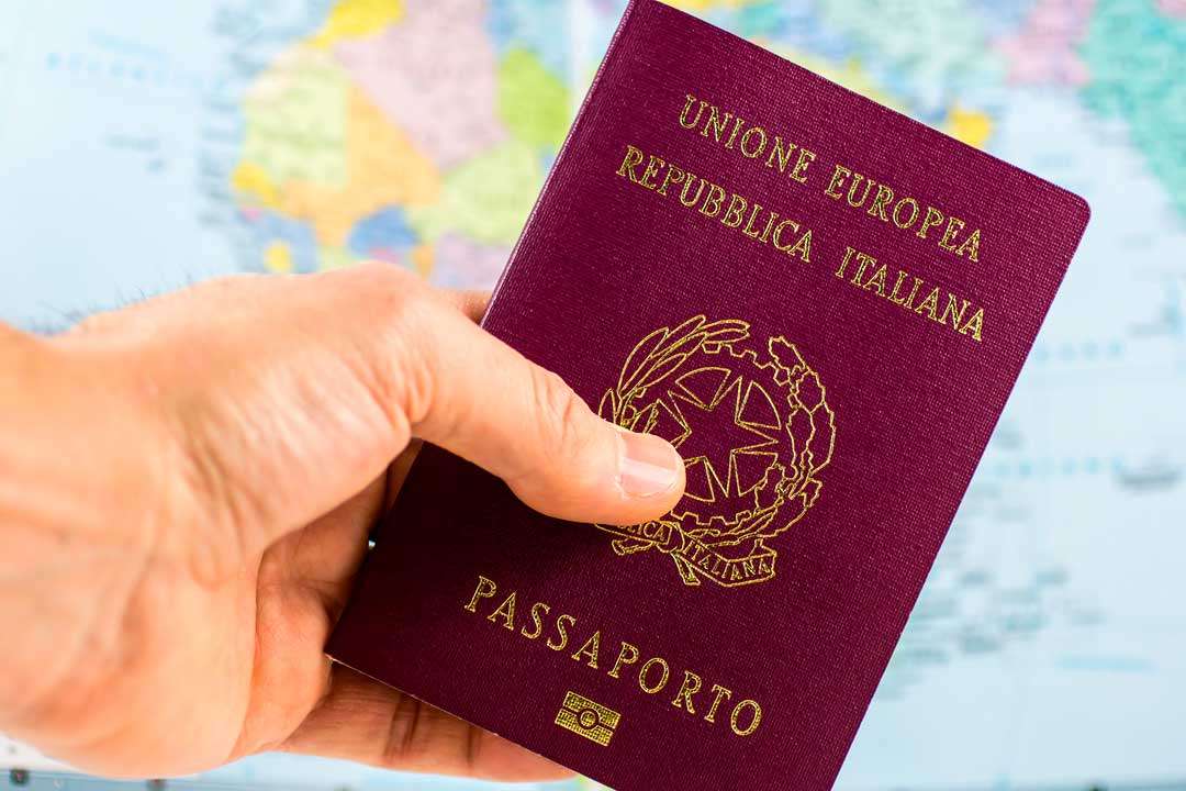 11 domande sul passaporto italiano