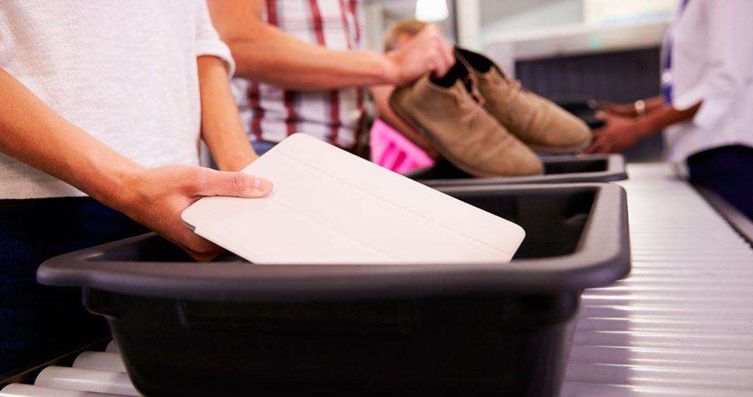 8 conselhos para passar no controlo de segurança do aeroporto